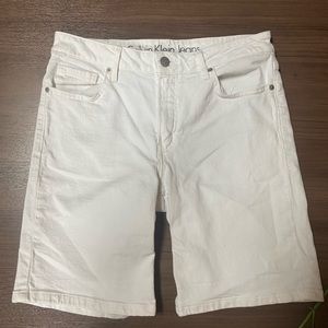 Calvin Klein jeans shorts white size 8